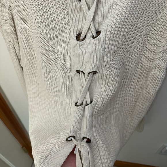 Lucky Brand Sweater with Tied Back - Picture 4 of 6